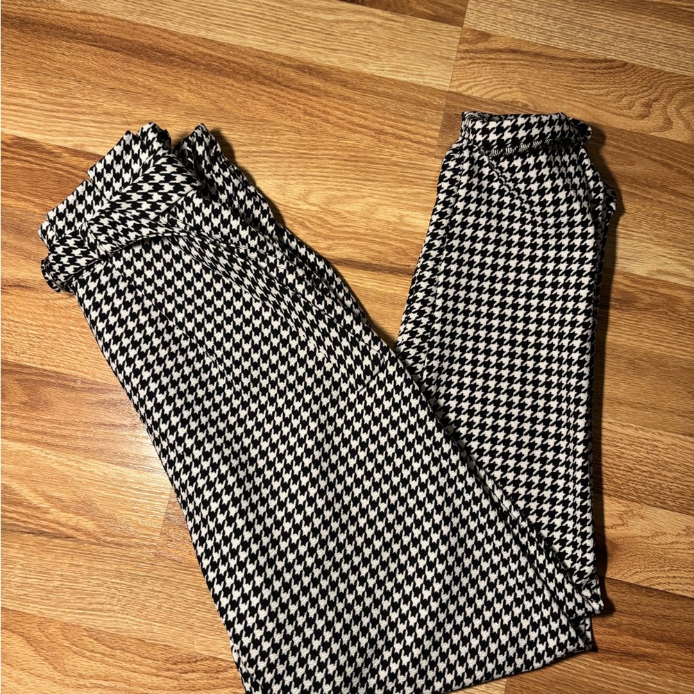 Black and White Houndstooth Pants